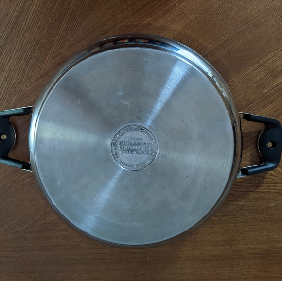 Professional Platinum Cooking System Jumbo Skillet With Dome Cover - Picture 4 of 5